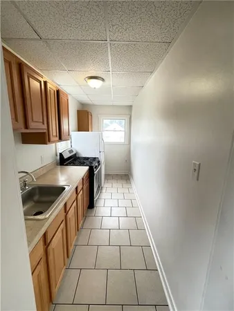 $895 | 318 Saline Street, Unit 2, Pittsburgh, PA 15207