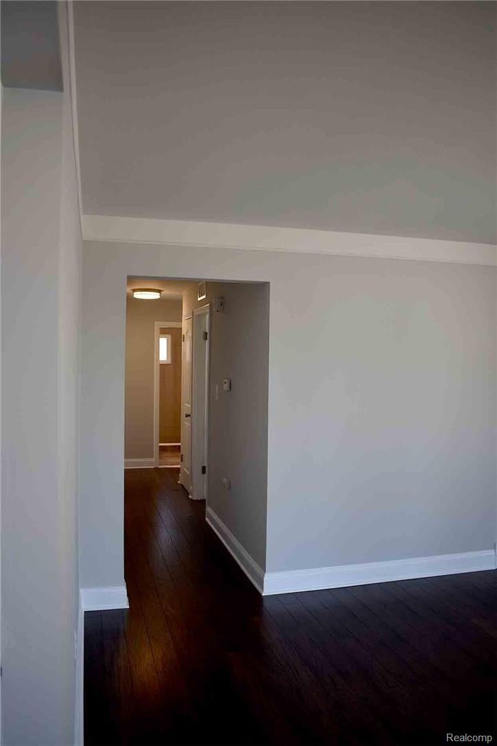 20127 Rensellor Street Livonia, MI 48152 - Photo 11 of 17 Living-looking-into-Hallway.jpg