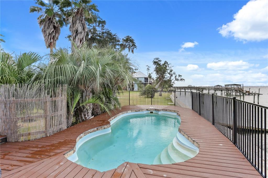21 North Treasure Isle Street Slidell, LA 70461 - Photo 20 of 24
