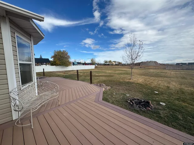 $525,000 | 206 3rd E Street, Lyman, WY 82937