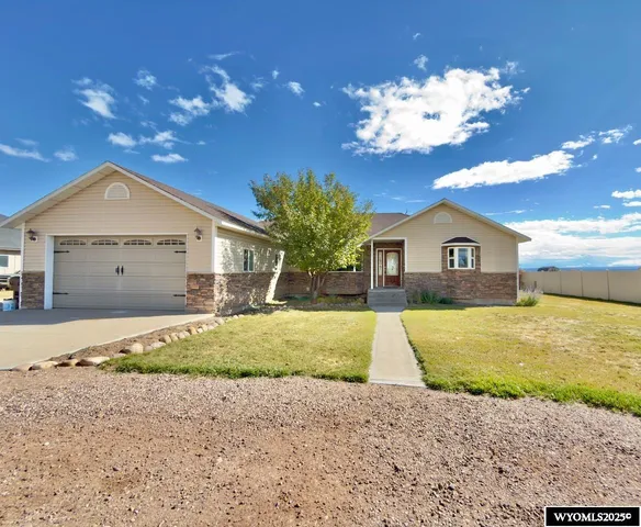 $525,000 | 206 3rd E Street, Lyman, WY 82937