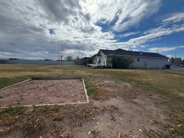 $525,000 | 206 3rd E Street, Lyman, WY 82937