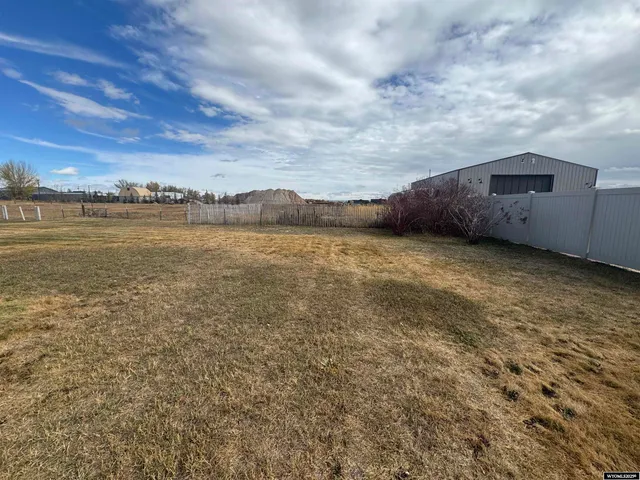 $525,000 | 206 3rd E Street, Lyman, WY 82937