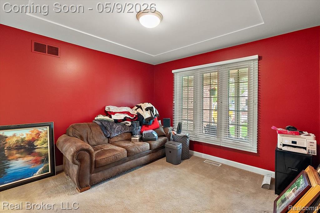 1111 Elk Run Howell, MI 48843 - Photo 6 of 60