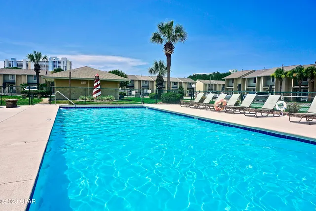 $1,800 | 191 White Sandy Drive, Panama City Beach, FL 32407