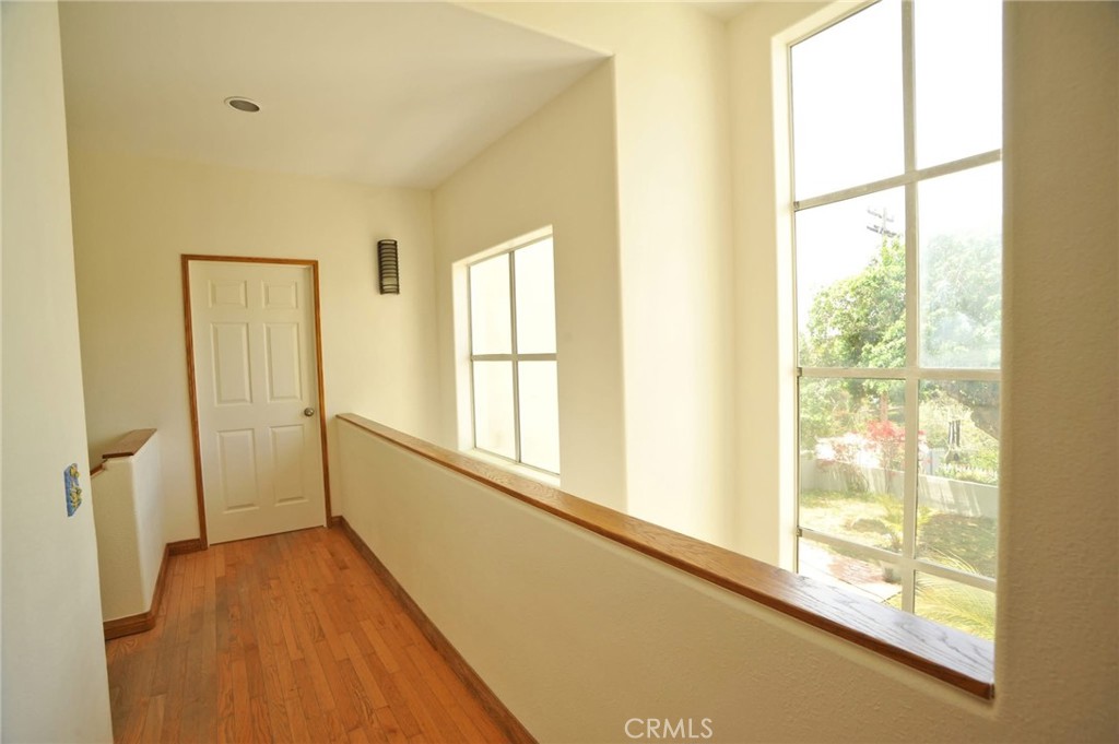 1707 Hygeia Avenue Encinitas, CA 92024 - Photo 27 of 41 a view of a room with a large window