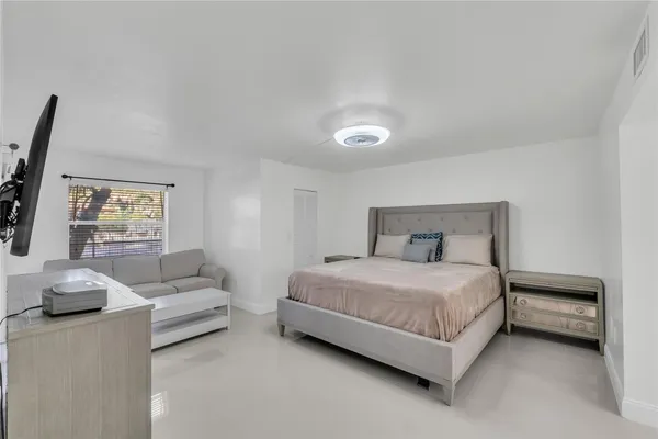 $194,900 | 3920 Inverrary Boulevard, Unit 104C, Lauderhill, FL 33319