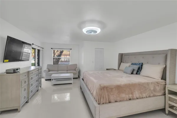 $194,900 | 3920 Inverrary Boulevard, Unit 104C, Lauderhill, FL 33319