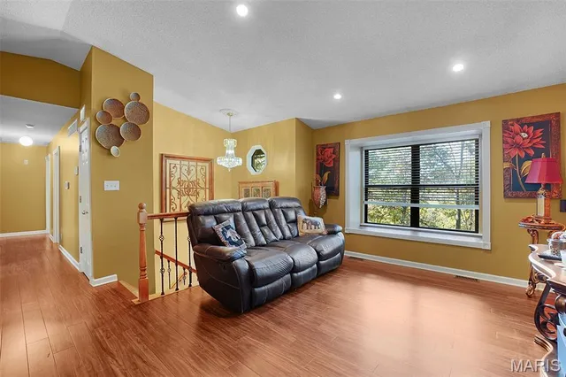 $300,000 | 5050 Schumacher Road, High Ridge, MO 63049