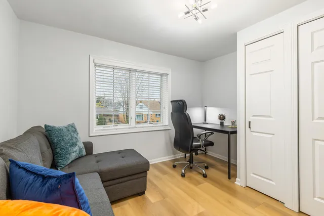 $3,500 | 3017 Pearl Street, Unit 2, Franklin Park, IL 60131