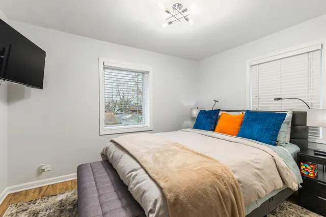 $3,500 | 3017 Pearl Street, Unit 2, Franklin Park, IL 60131