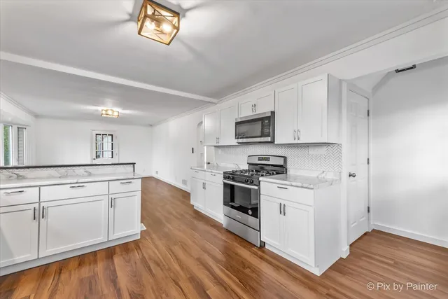 $305,000 | 3019 Lincoln Road, McHenry, IL 60051