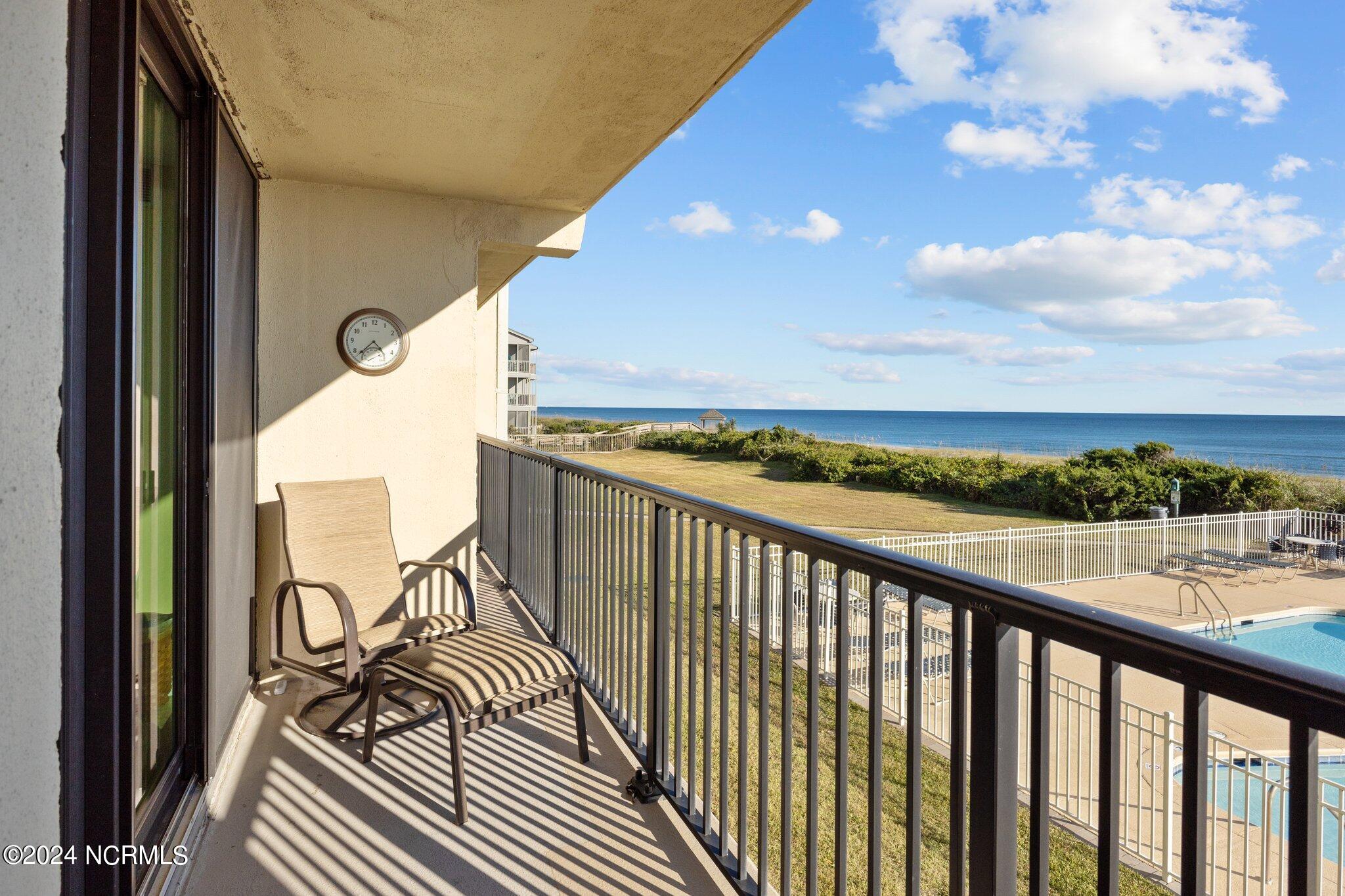 2305 West Fort Macon Road, Unit 206 Atlantic Beach, NC 28512 - Photo 23 of 48 Lounge w/ Amazing Views