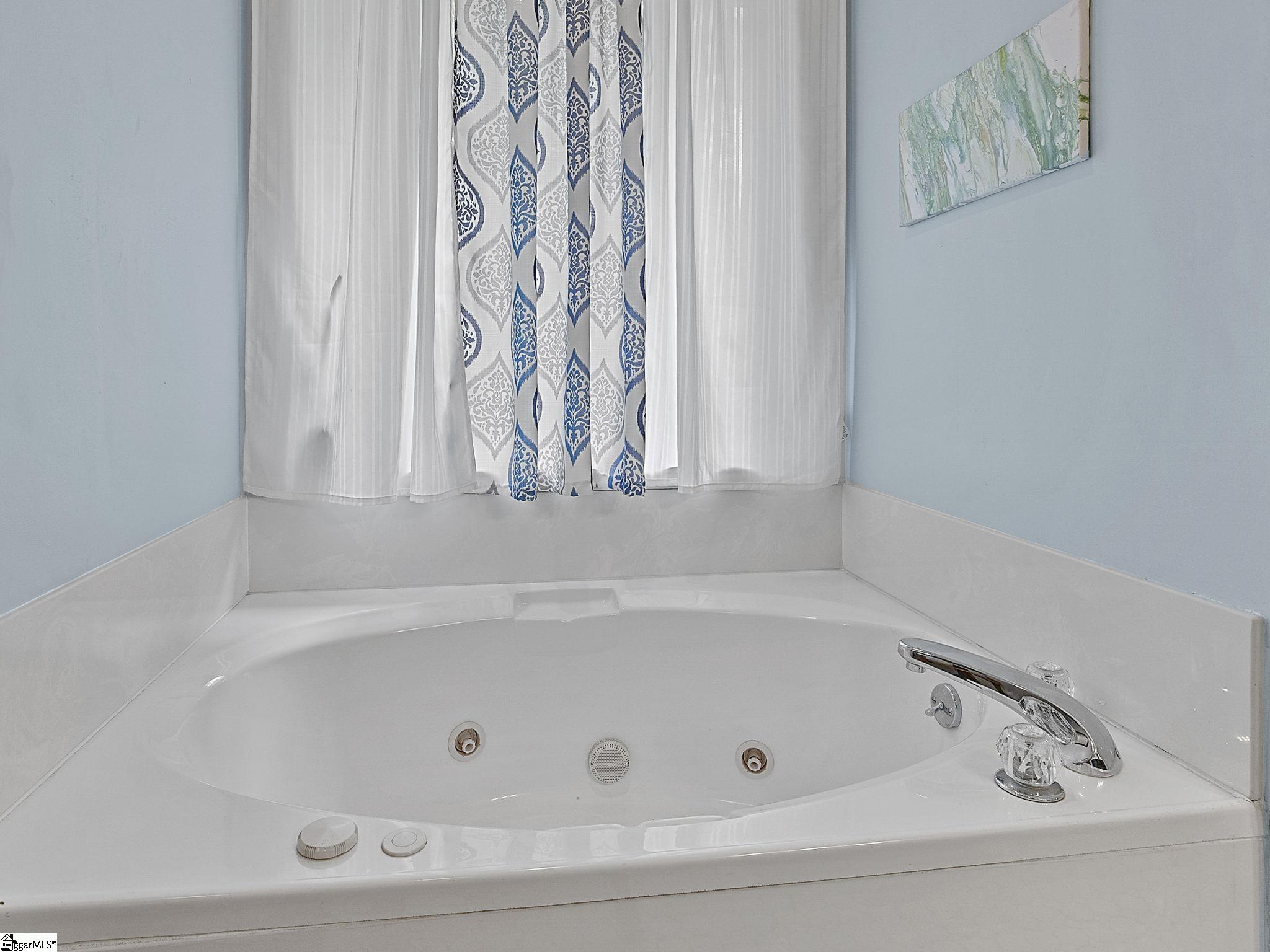 324 Fairview Road Taylors, SC 29687 - Photo 16 of 36 Gallery Image 16