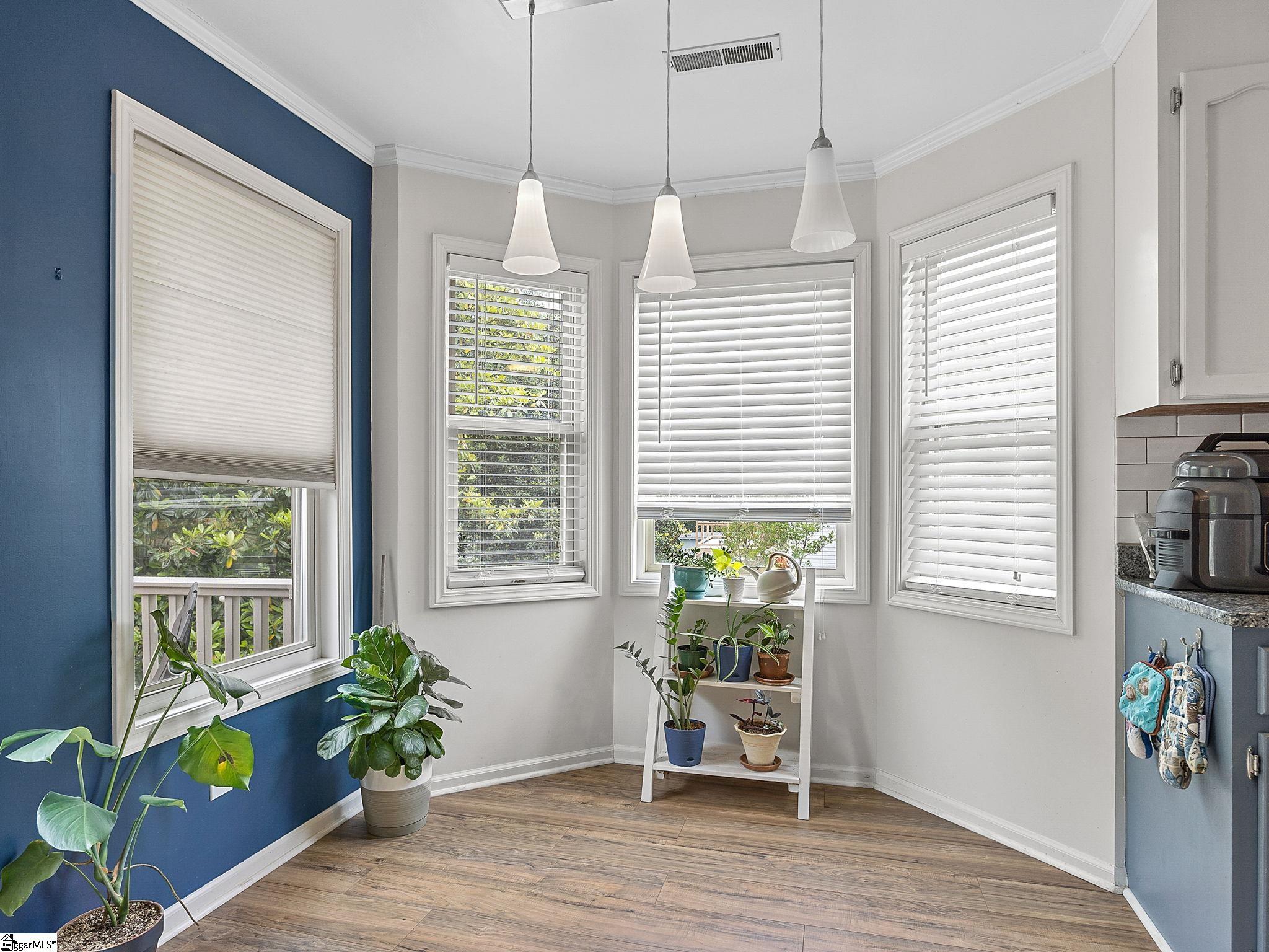 324 Fairview Road Taylors, SC 29687 - Photo 8 of 36 Gallery Image 8