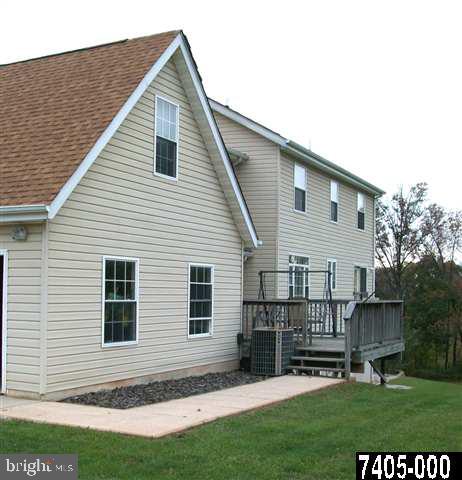 323 Country Club Road Abbottstown, PA 17301 - Photo 2 of 13