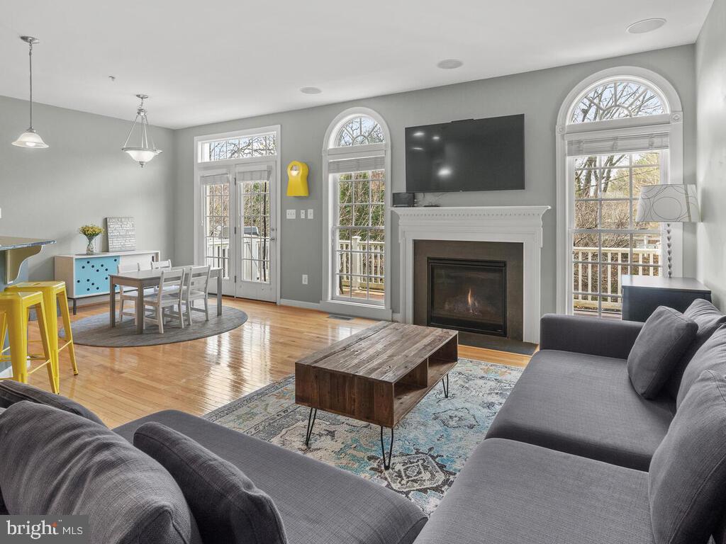 10 Sharpstead Lane Gaithersburg, MD 20878 - Photo 4 of 44