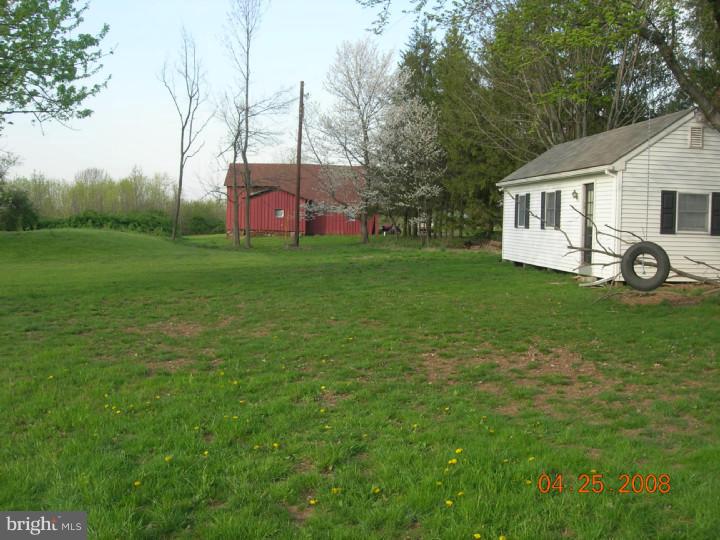 935 Callowhill Road Perkasie, PA 18944 - Photo 8 of 11 Exterior Side