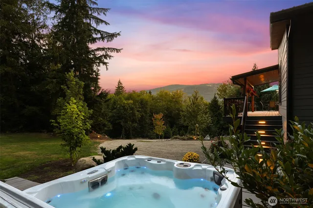 $2,099,999 | 322 Manley Road, Bellingham, WA 98229