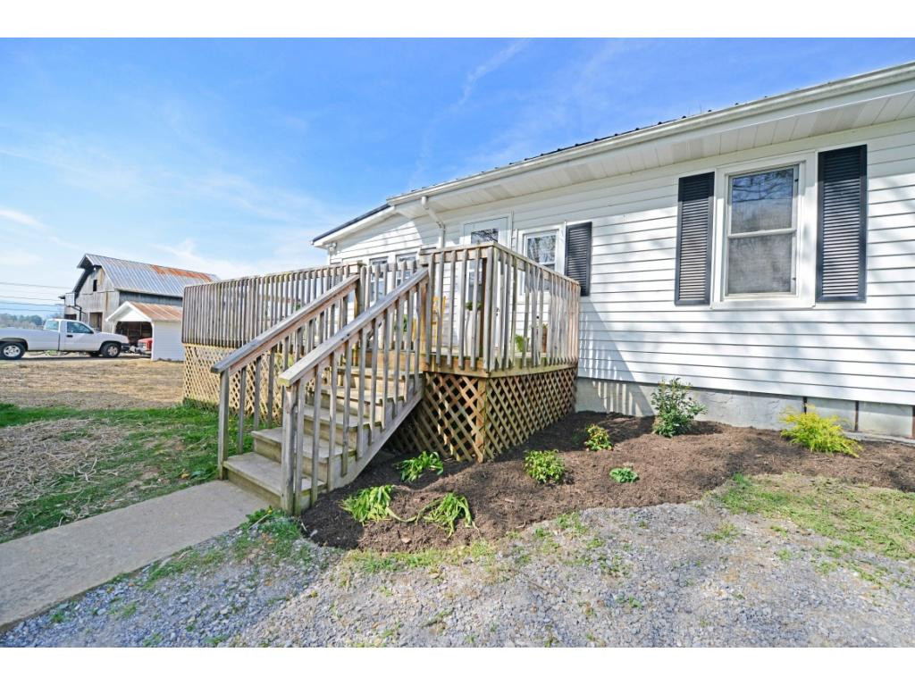 420 Quillen Shell Road Greeneville, TN 37745 - Photo 4 of 36 Photo 4