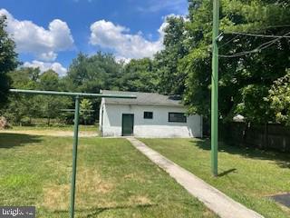737 Pine Road Carlisle, PA 17015 - Photo 3 of 19 Gallery Image 3