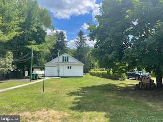 737 Pine Road Carlisle, PA 17015 - Photo 5 of 19 Gallery Image 5