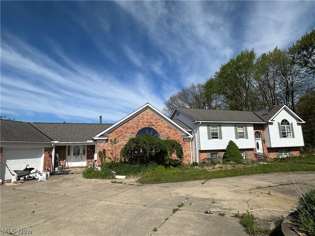 13576 Hale Road Burton, OH 44021 - Photo 2 of 19