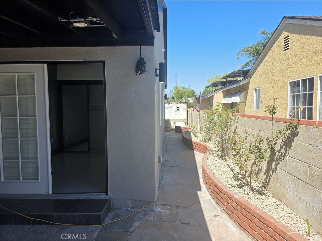 9523 Stanwin Arleta, CA 91331 - Photo 10 of 11