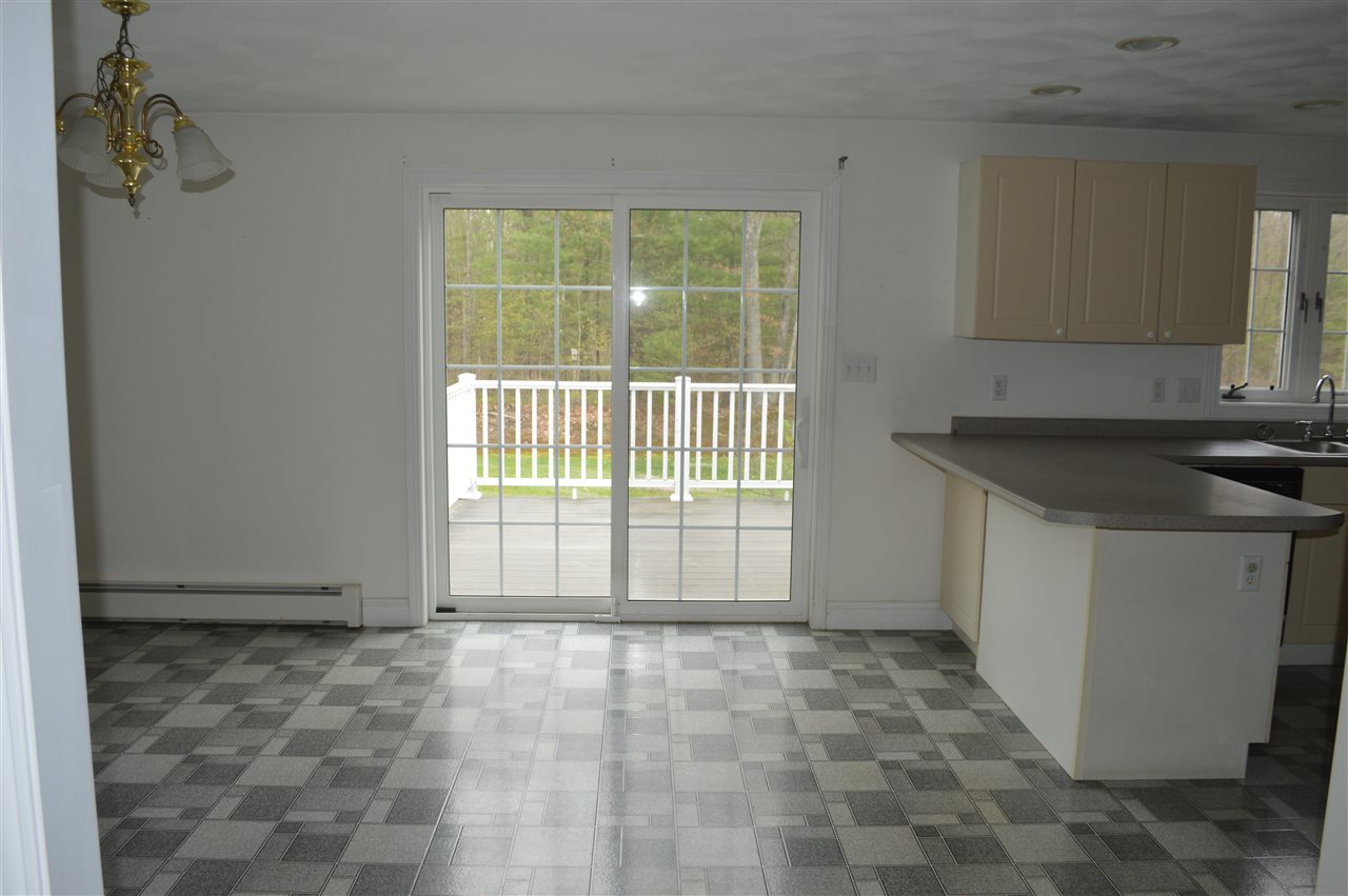 5 Butler Road Atkinson, NH 03811 - Photo 11 of 38