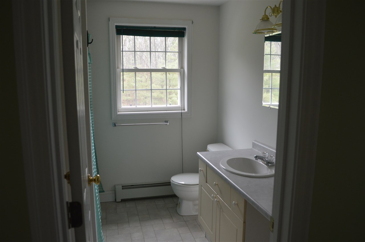 5 Butler Road Atkinson, NH 03811 - Photo 26 of 38