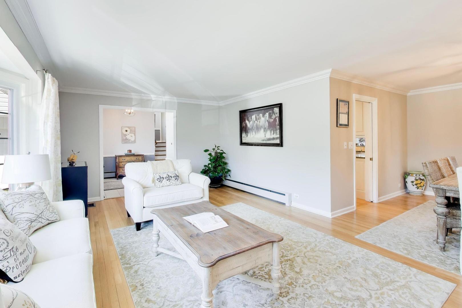 21 Timber Lane Northbrook, IL 60062 - Photo 11 of 43