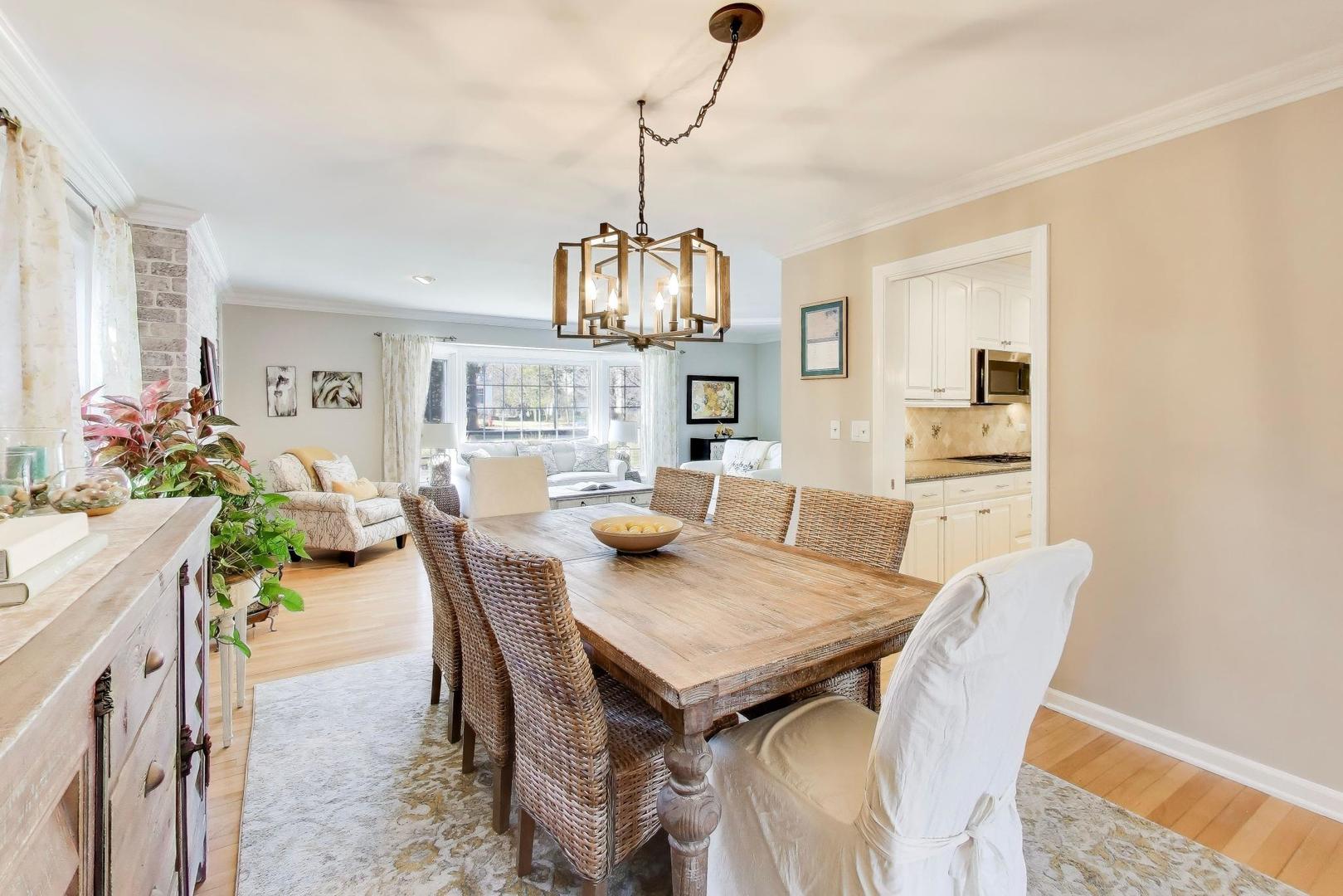 21 Timber Lane Northbrook, IL 60062 - Photo 13 of 43