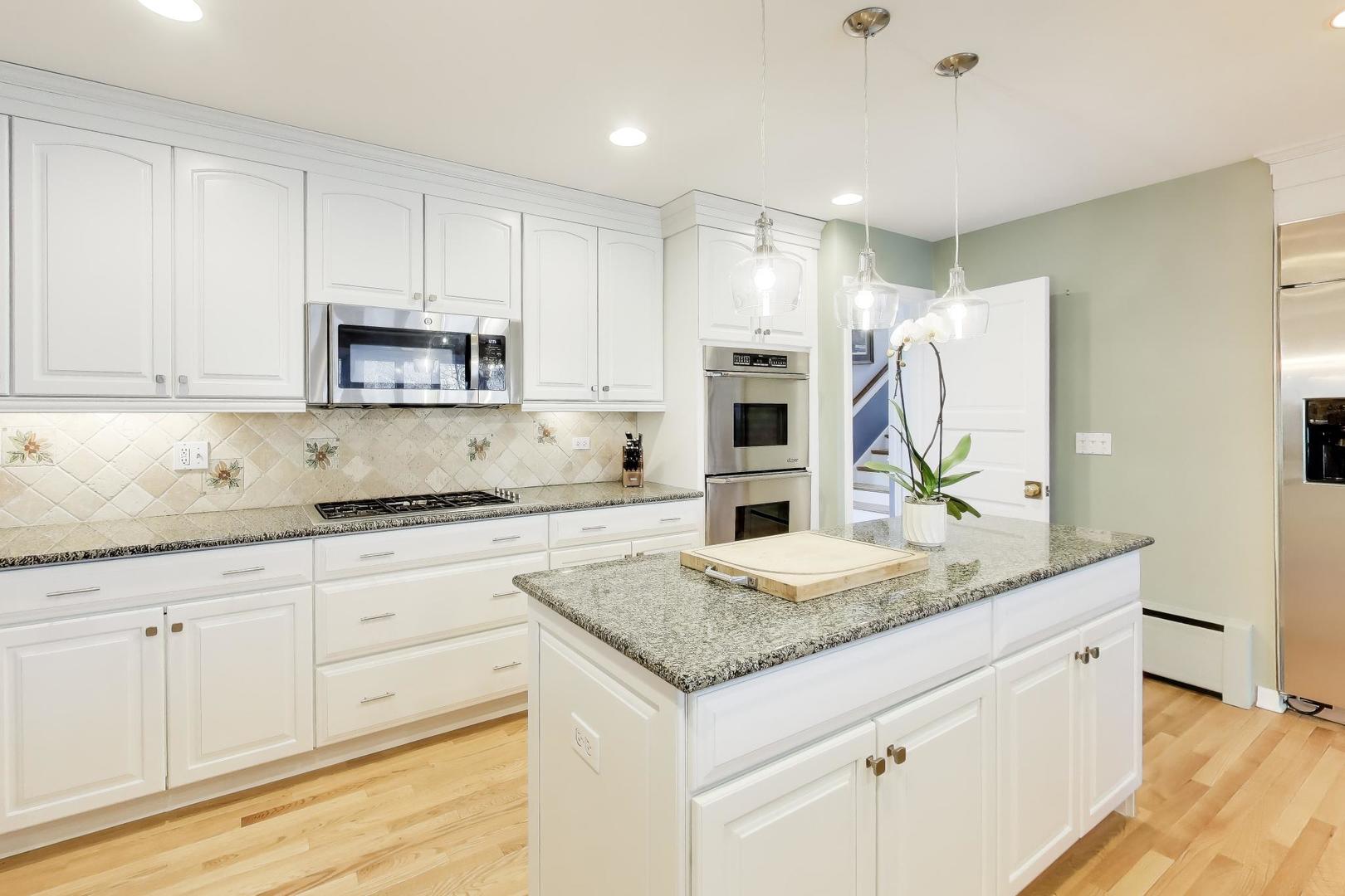 21 Timber Lane Northbrook, IL 60062 - Photo 18 of 43