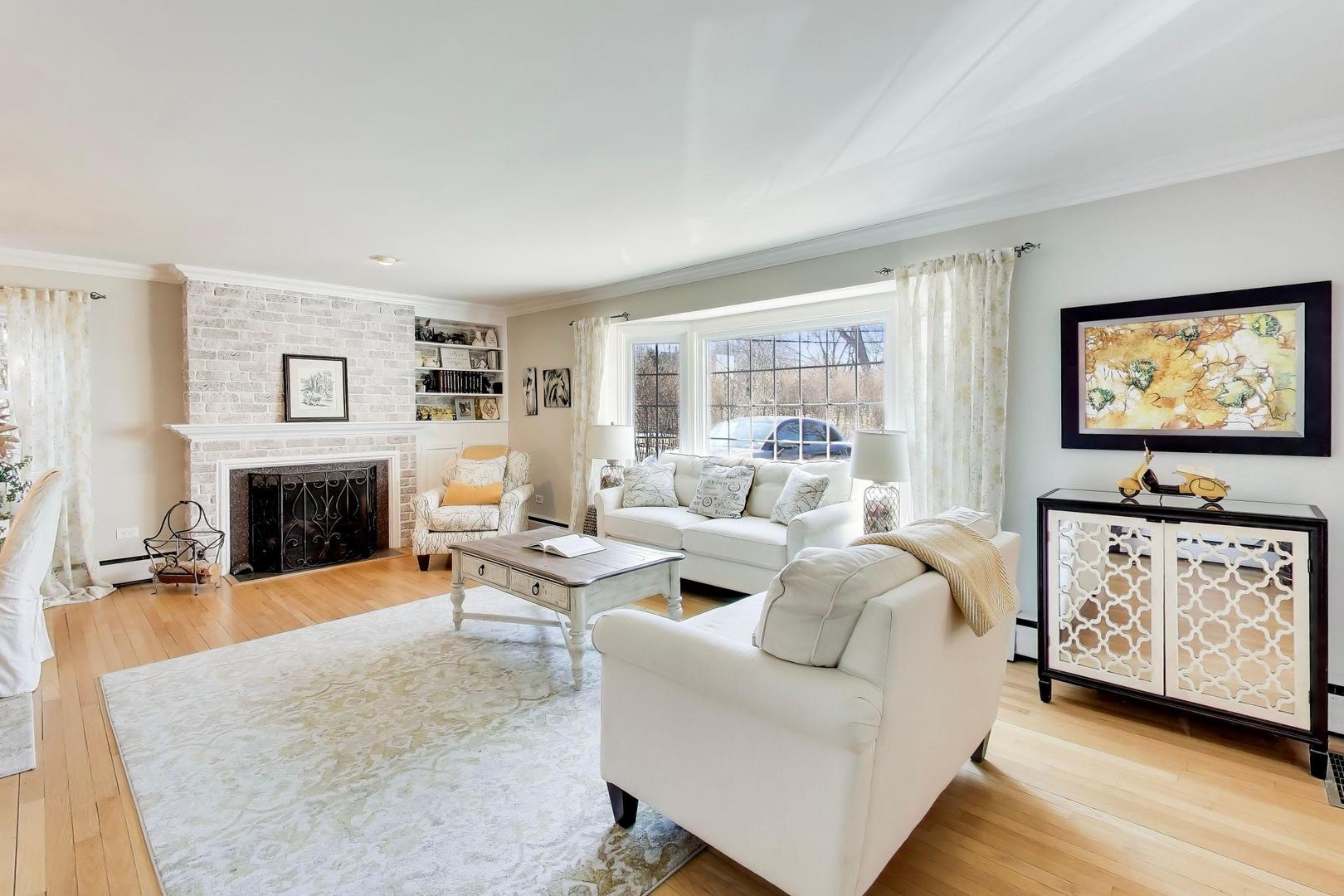 21 Timber Lane Northbrook, IL 60062 - Photo 9 of 43