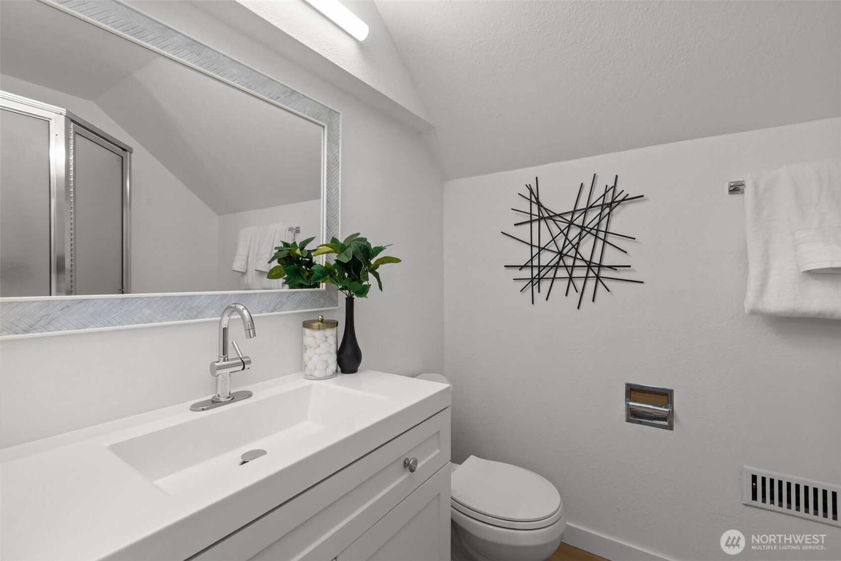 22720 2nd Place West Bothell, WA 98021 - Photo 31 of 40