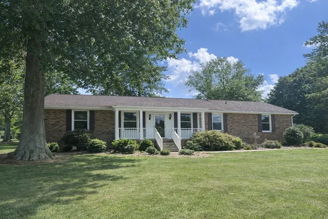 $444,900 | 211 General Forrest Drive, Springfield, TN 37172