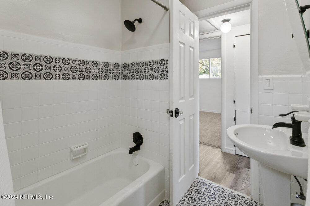 3254 Claremont Road Jacksonville, FL 32207 - Photo 15 of 28 017_3254_claremont_rd_17