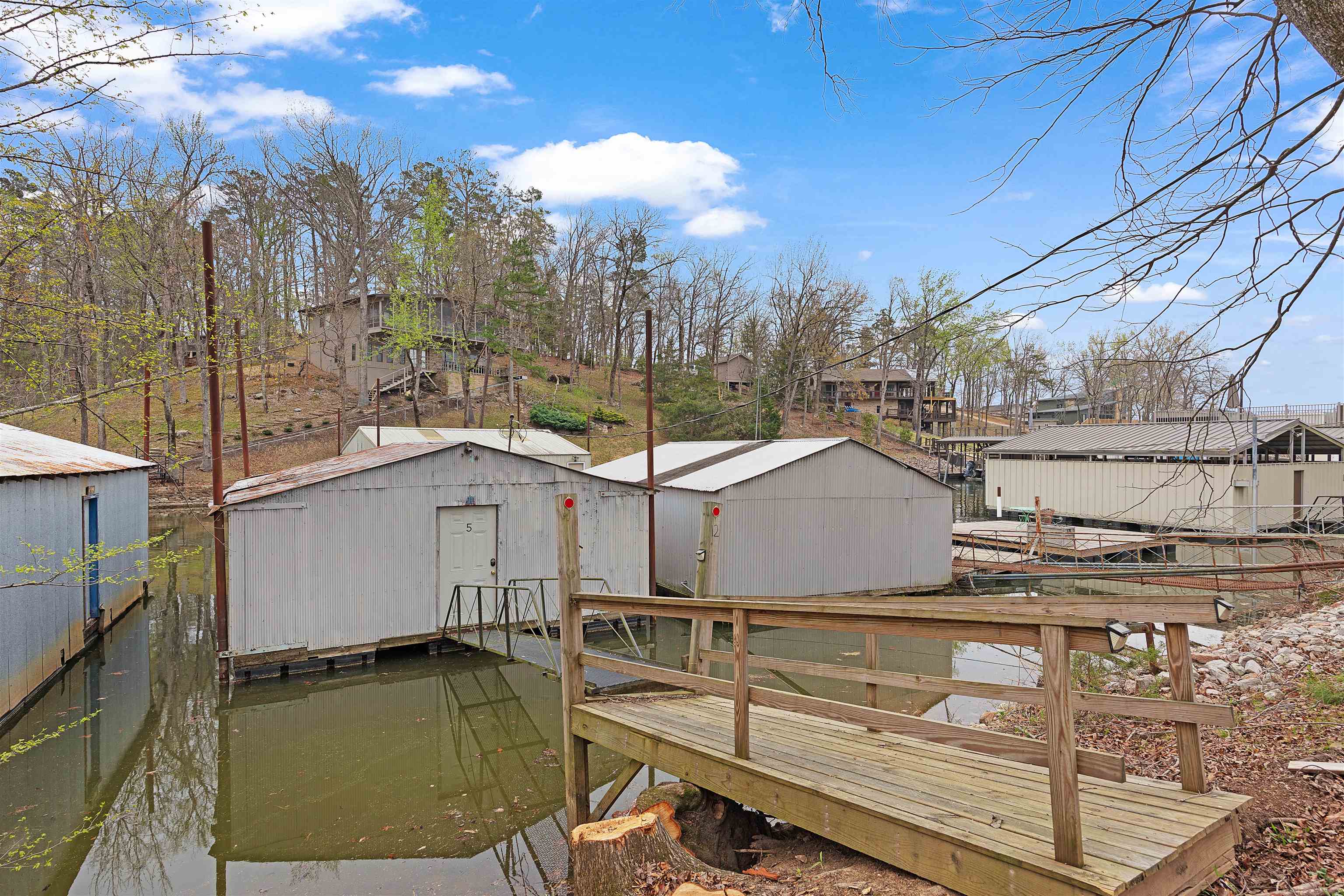 5 Cr 329 Road Iuka, MS 38852 - Photo 31 of 39 a view of a house with pool and ocean view