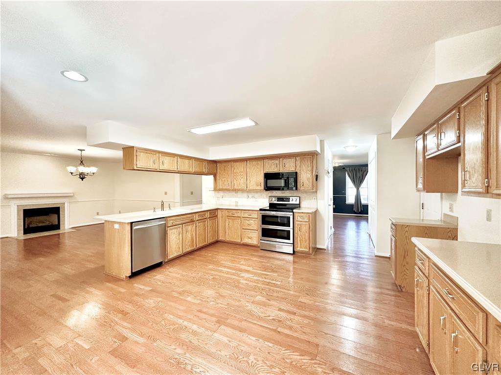 4925 Matts Drive Bethlehem, PA 18017 - Photo 16 of 46