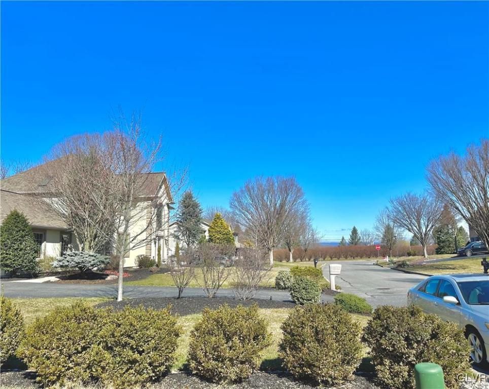 4925 Matts Drive Bethlehem, PA 18017 - Photo 42 of 46