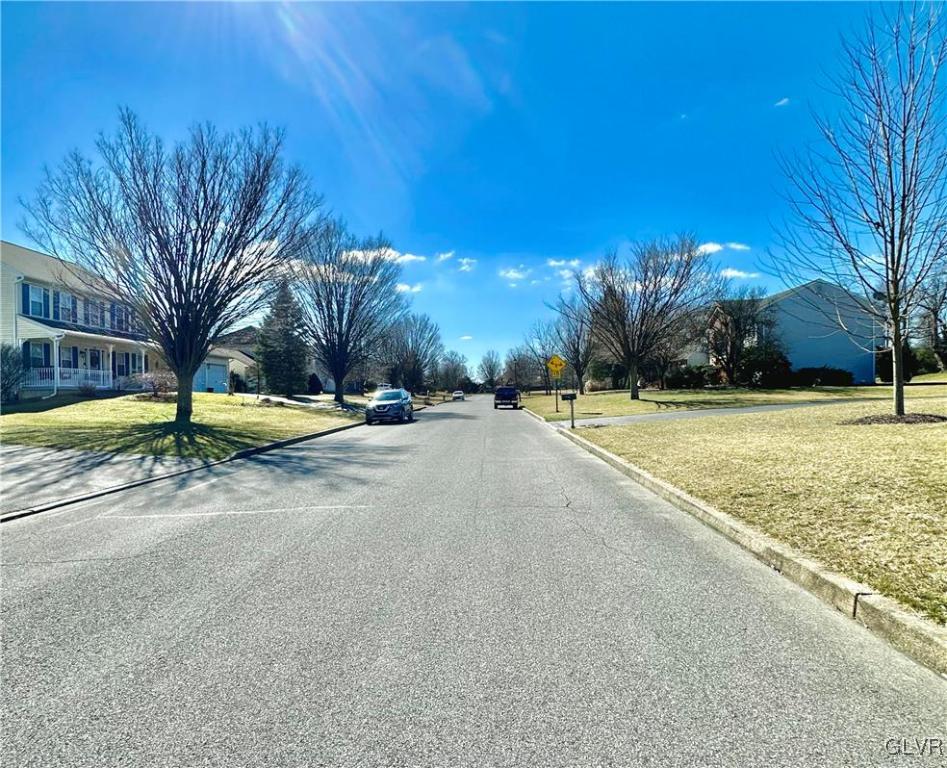 4925 Matts Drive Bethlehem, PA 18017 - Photo 44 of 46