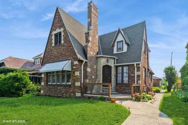 $299,400 | 4318 North 21st Street, Milwaukee, WI 53209