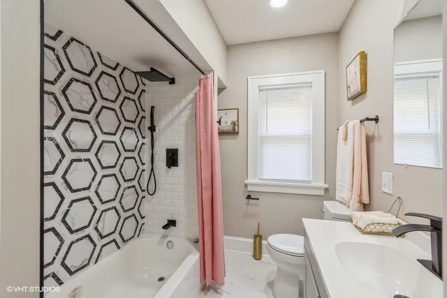 $299,400 | 4318 North 21st Street, Milwaukee, WI 53209