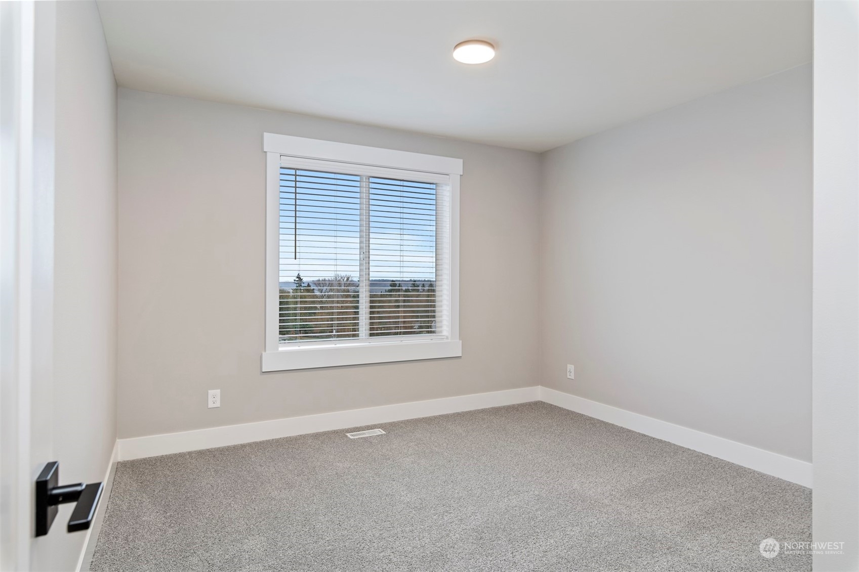 13015 75th Place South Seattle, WA 98178 - Photo 29 of 32