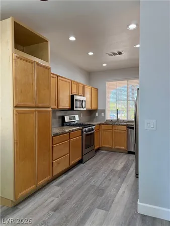 $2,100 | 10652 Angel Dreams Avenue, Las Vegas, NV 89144