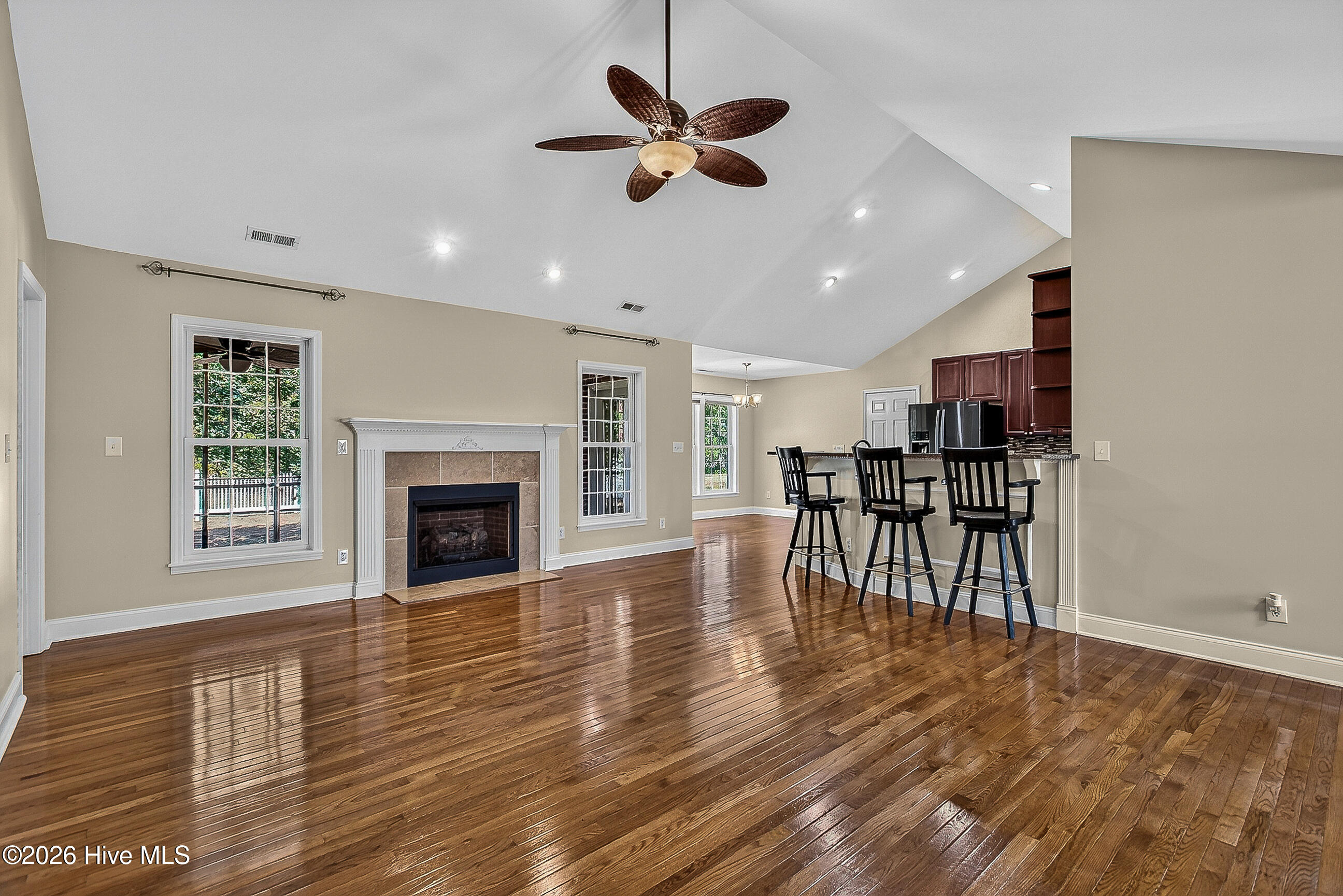 519 Carriage Lane Jacksonville, NC 28540 - Photo 8 of 45