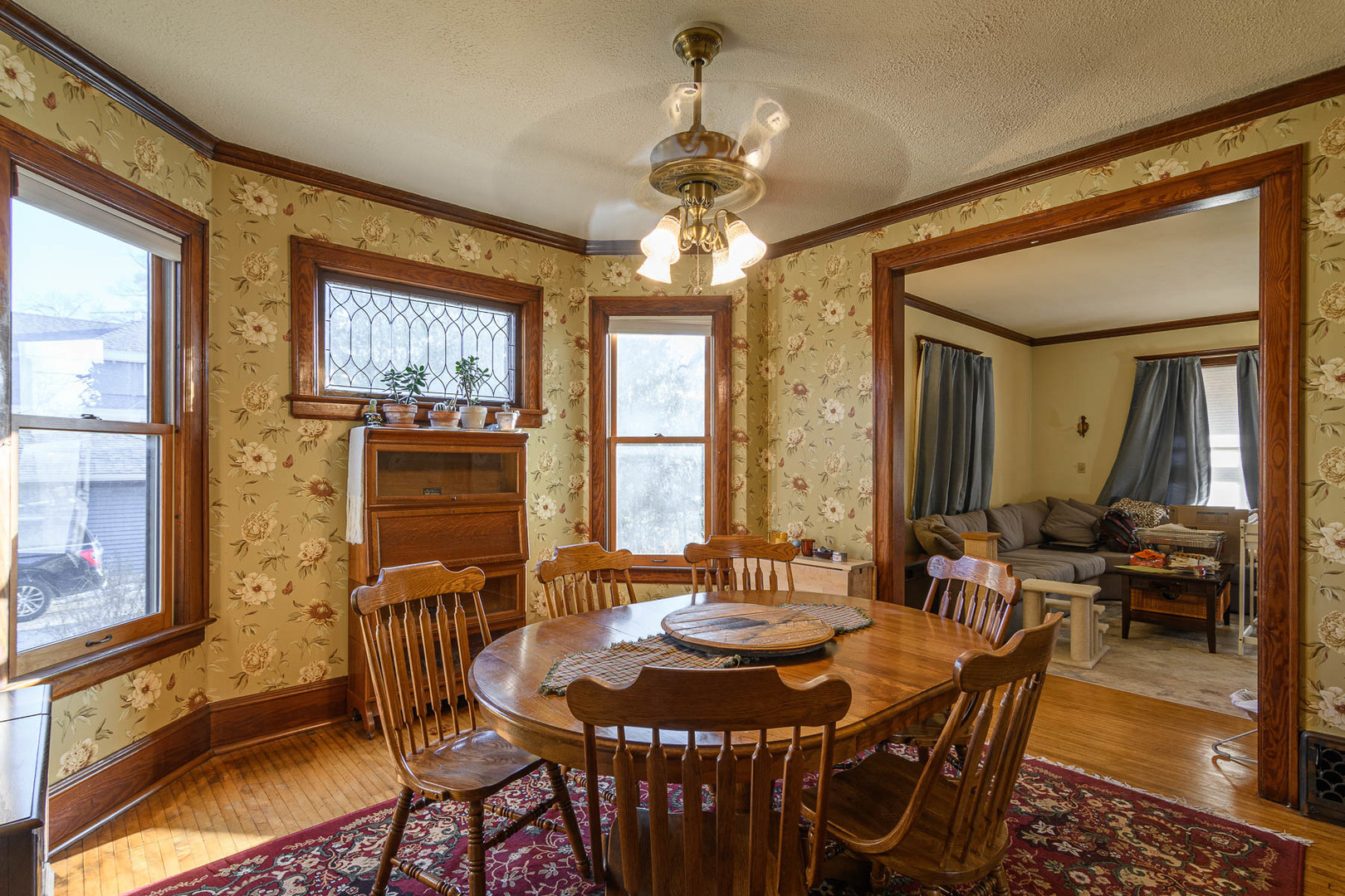 353 North Liberty Street Elgin, IL 60120 - Photo 6 of 24