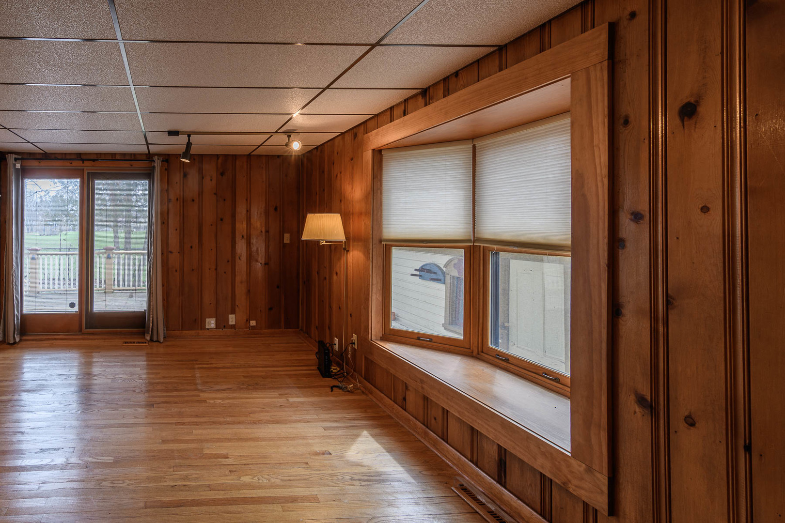 353 North Liberty Street Elgin, IL 60120 - Photo 10 of 24