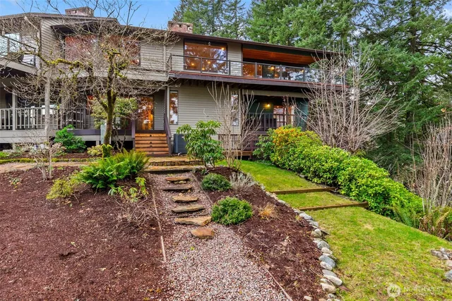 $799,900 | 1406 Evergreen Park Lane Southwest, Olympia, WA 98502