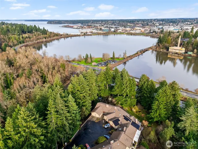 $799,900 | 1406 Evergreen Park Lane Southwest, Olympia, WA 98502